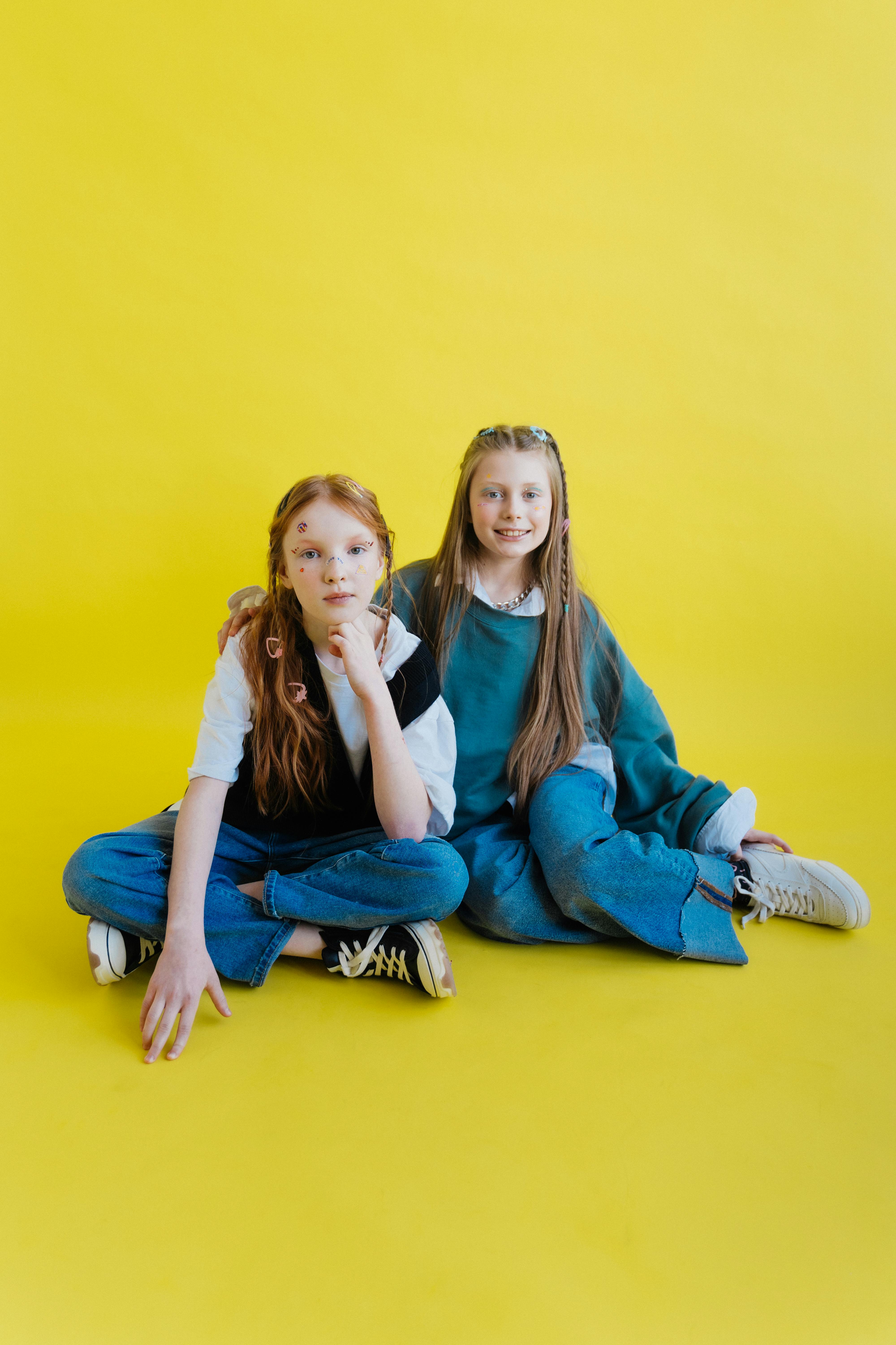 《群星之下》海报